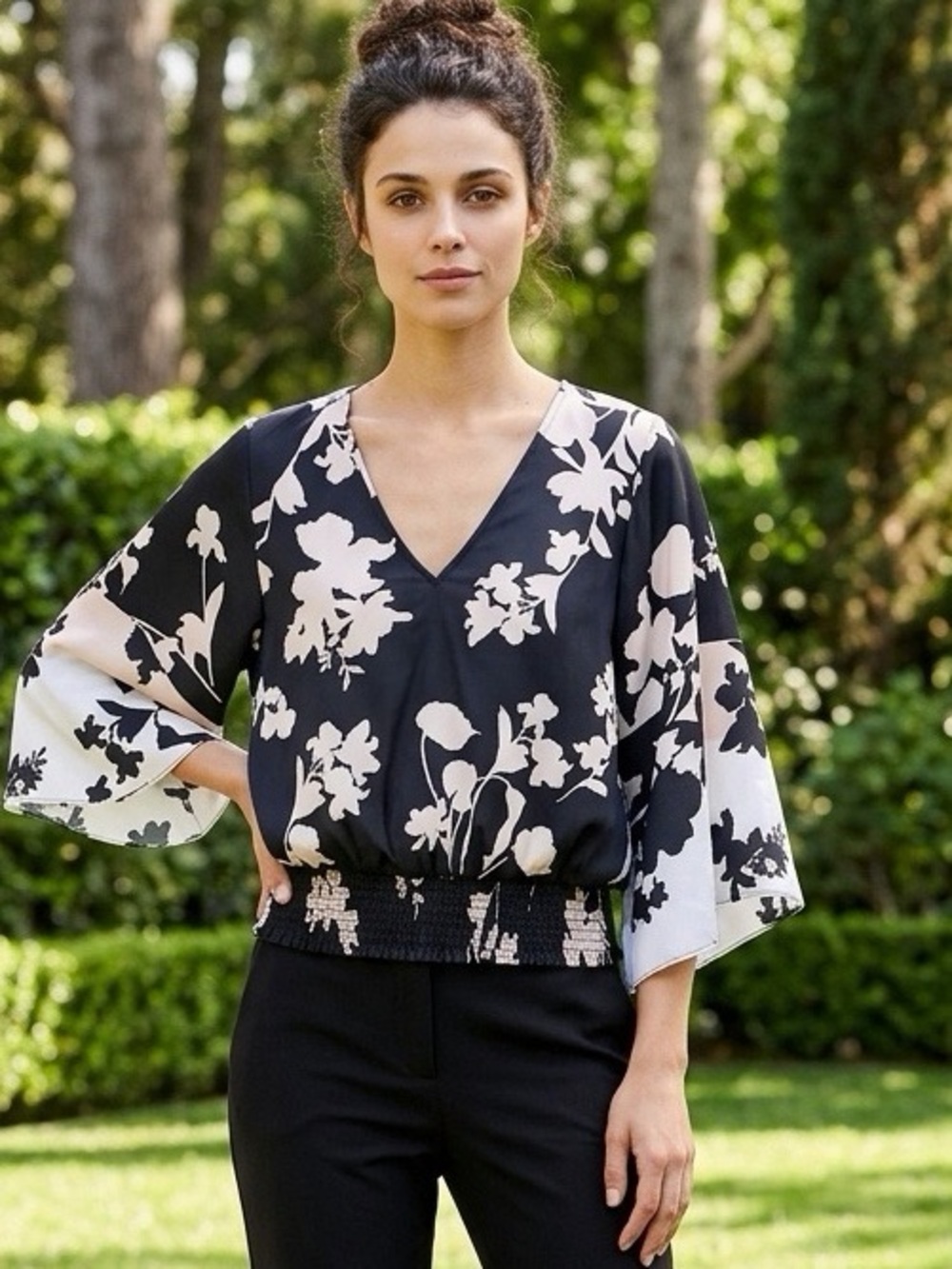 White House Black Market Black and Pink Floral Blouse XS